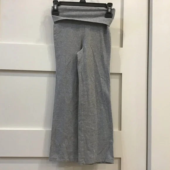 π Play-Ready Girls Size 5 Clothing Bundle β Long Sleeves + Leggings! π - Picture 3 of 16